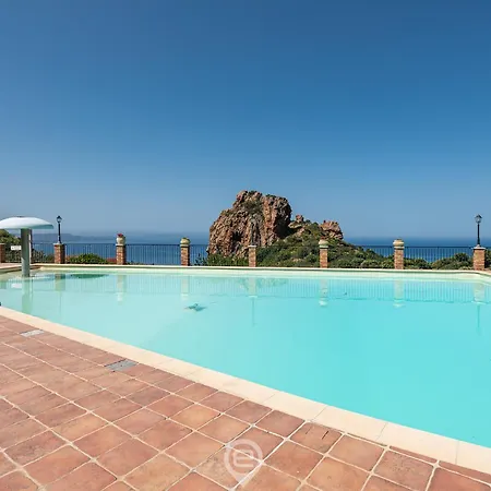 Azure Escape Coast * Nebida