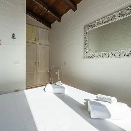 Azure Escape Coast * Nebida