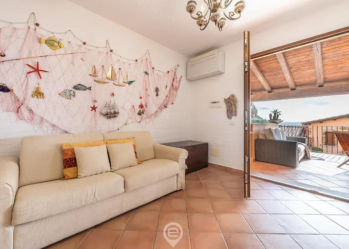 Azure Escape Coast * Nebida