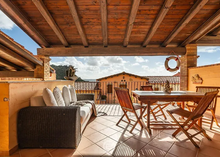 Azure Escape Coast Daire