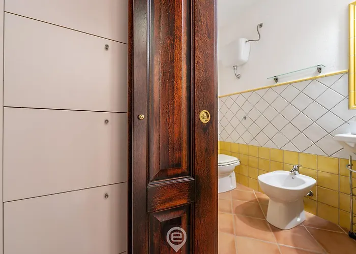 Daire Azure Escape Coast *